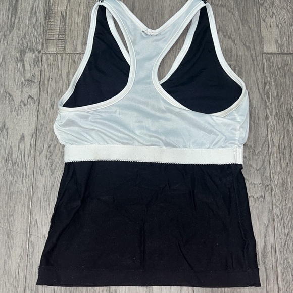 Everlast workout top - Picture 6 of 7